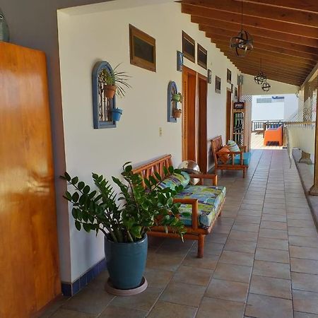 Hotel Y Restaurante Cesar Mariscos Тела Екстер'єр фото