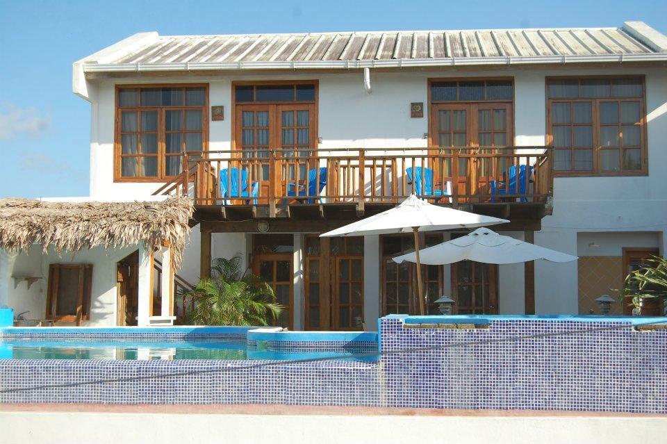 Hotel Y Restaurante Cesar Mariscos Тела Екстер'єр фото