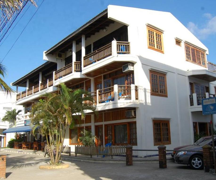 Hotel Y Restaurante Cesar Mariscos Тела Екстер'єр фото
